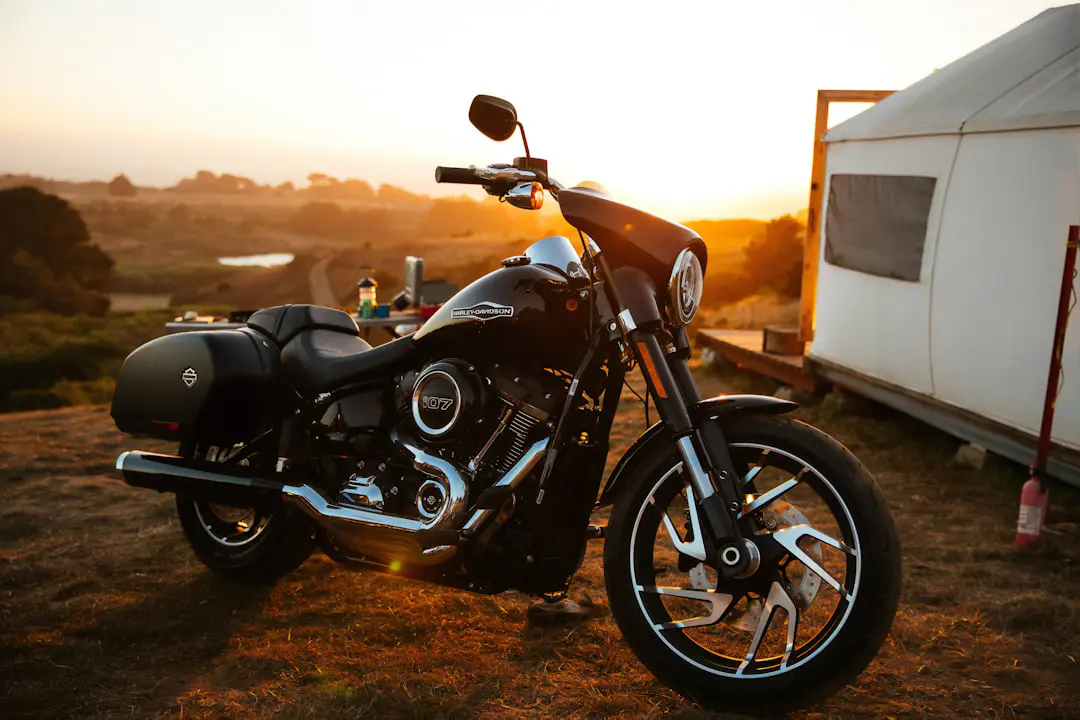 découvrez notre service d'installation de systèmes audio pour motos, offrant des équipements de haute qualité et une expertise professionnelle pour vous garantir une expérience sonore exceptionnelle lors de vos trajets.