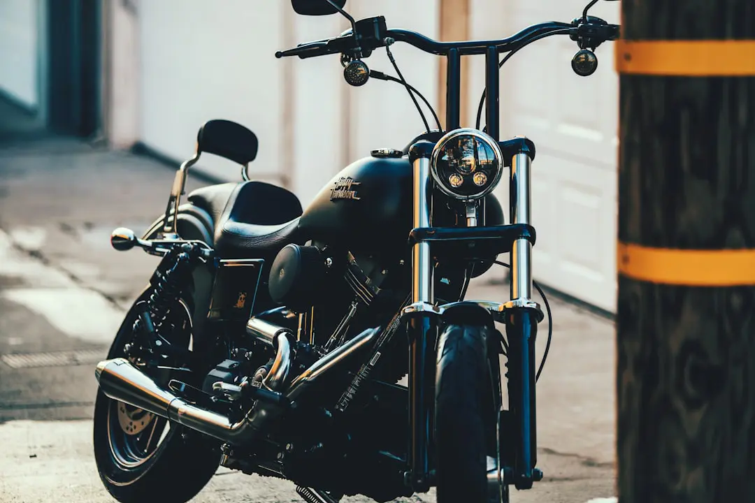 découvrez notre gamme de sièges de moto confortables et stylés, conçus pour améliorer votre expérience de conduite. trouvez le siège parfait qui allie confort, durabilité et esthétique pour personnaliser votre moto.